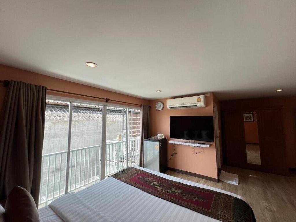 ผาภูมิ บูทิค เรสซิเดนซ์ Hotel กรุงเทพมหานคร ภายนอก รูปภาพ